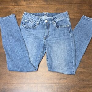 GAP Women's Classic Straight Leg Blue Jeans